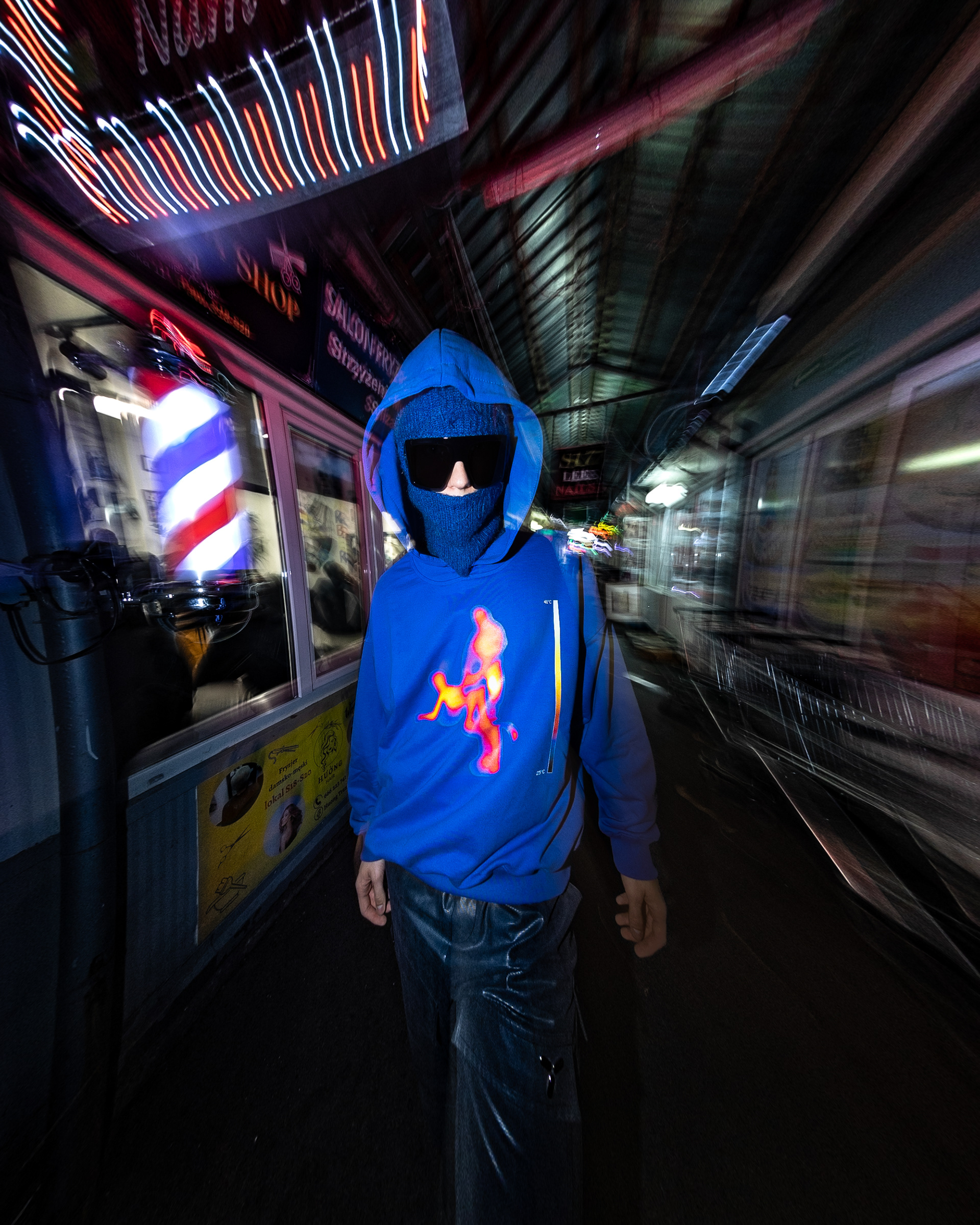 Chaos Gone Global - termo collection image 4