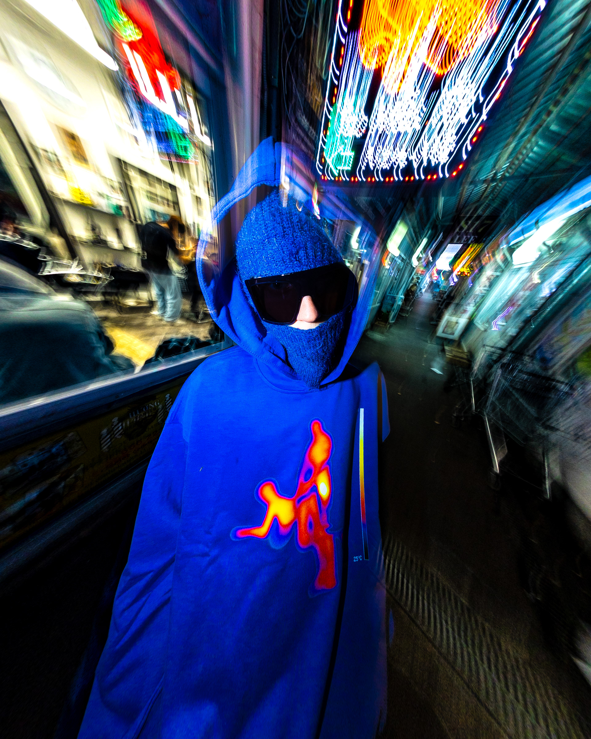 Chaos Gone Global - termo collection image 1